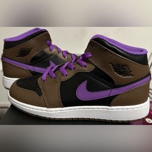 New air Jordan’s size 6